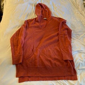 L.L. Bean 💯 Cashmere Top